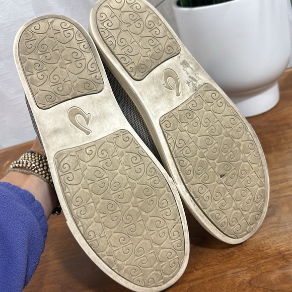 OluKai Pehuea Lī Lightweight Sneakers - Picture 9 of 10